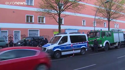 ألمانيا تحظر بشكل كامل نشاطات حزب الله وتبدأ حملة تفتيش للمساجد وإسرائيل ترحب