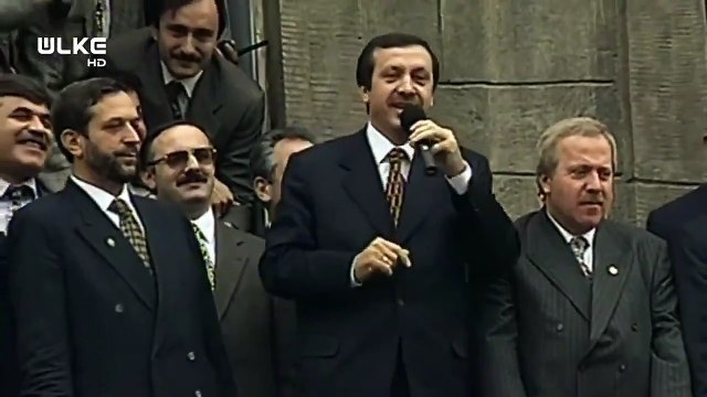 Fatih Portakal'a 3 yıla kadar hapis istemiyle dava açıldı; akıllara Erdoğan'ın o videosu geldi: 'Ne yazanın, ne okuyanın...'