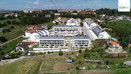 Conduit de lumière sur toiture cintrée