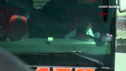 Otogarda şoke eden pazarlık! Hiçbir şey onları durduramıyor