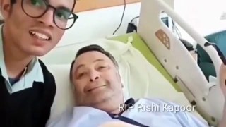 Rishi Kapoor Last Video Inside Hospital before he left Us | Rishi Kapoor Viral Video in hospital