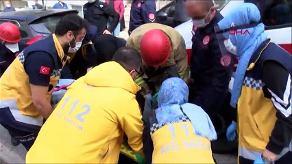 Ümraniye'de korkunç kaza; pazar alışverişinden dönen kadın otomobilin altında kaldı 