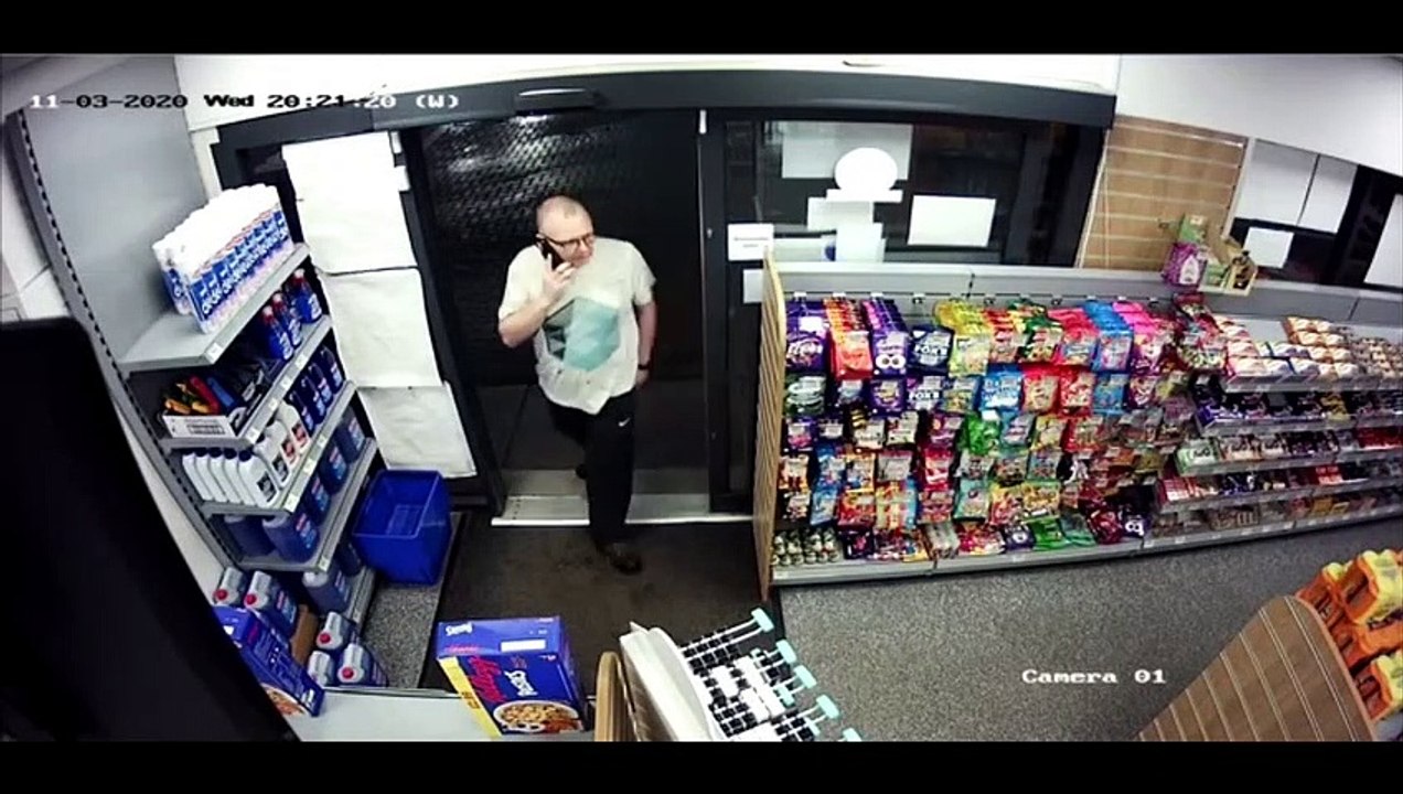 South Tyneside man admits attempted murder after slashing his girlfriend's throat and leaving