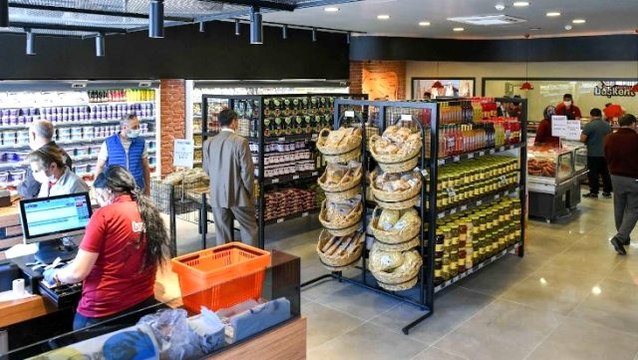 Mansur Yavaş'ın seçim vaadi olan ve sadece Ankaralıların ürünlerinin satıldığı Başkent Market'in ilki açıldı