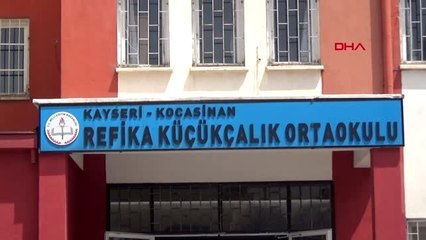Öğretmenlerin bağışlarıyla ihtiyaç sahiplerine 9 bin torba unÖğretmenlerin bağışlarıyla ihtiyaç...