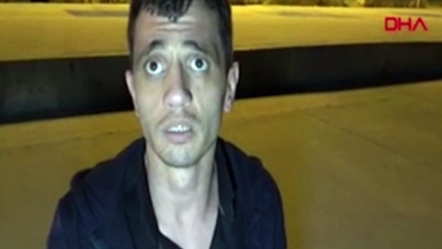 'Havalar ısınınca ortaya çıkıyor': 'Çok şaşırdım, bildiğim bütün duaları da okudum; koşarak kaçtım!'