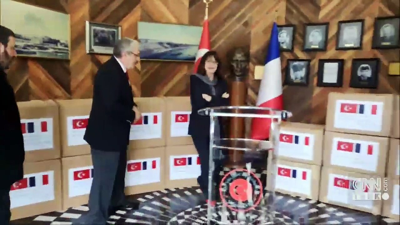 Fransız senatör sevincini gizlemedi