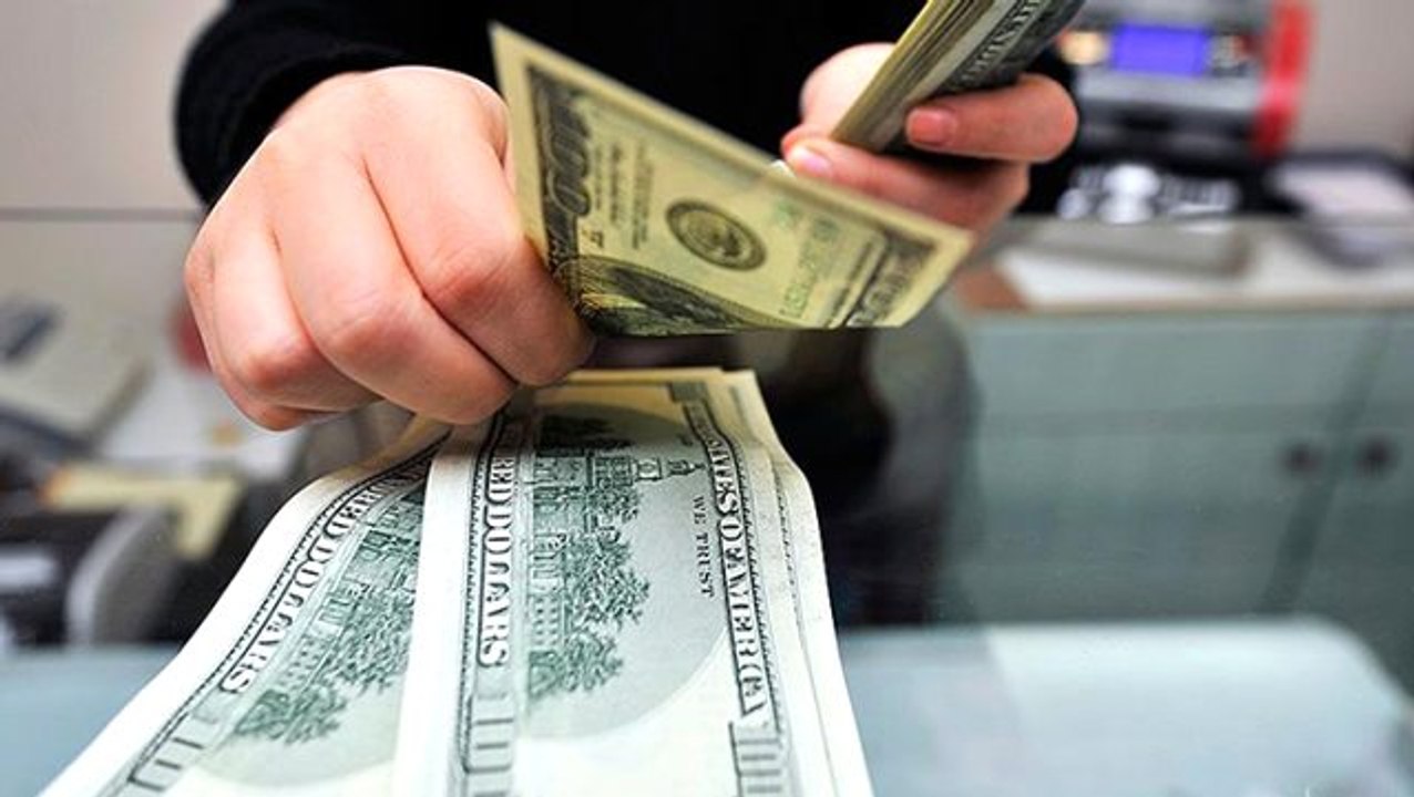 Vatandaşların döviz mevduatları 17 Nisan-24 Nisan haftasında 980 milyon dolar azaldı