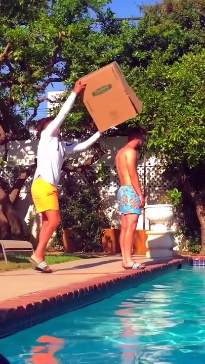 Crazy Friends Prank