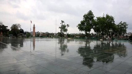 "Evde kal" çağrısına büyük oranda uyuldu