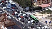 Retenciones kilométricas en Madrid y tráfico intenso en Barcelona por el Puente de Mayo pese al confinamiento