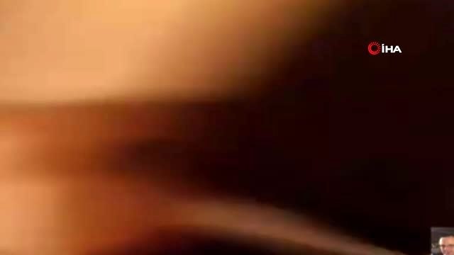 Sümer Ezgü canlı yayında tabureden düştü, gülmekten konuşamadı