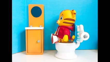 DANIEL TIGER'S POTTY Flushing TOILET Training Learning Toy Kids Video