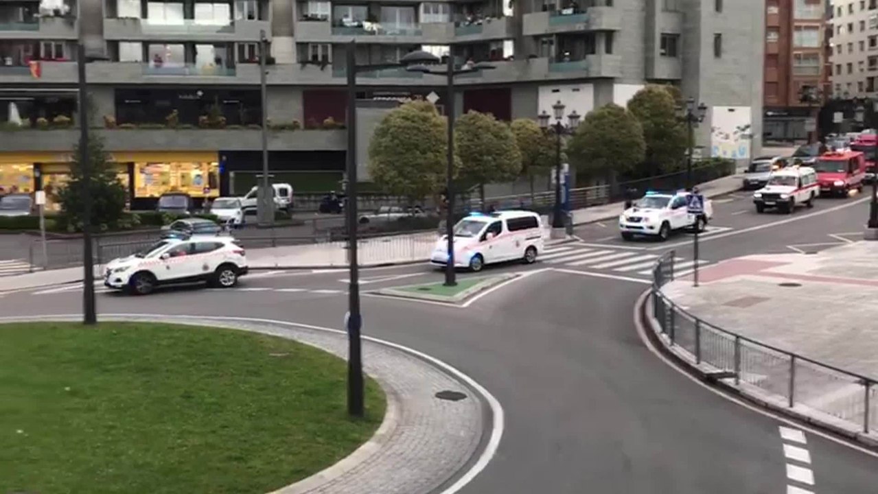Homenaje a policías, emergencias y bomberos en Oviedo