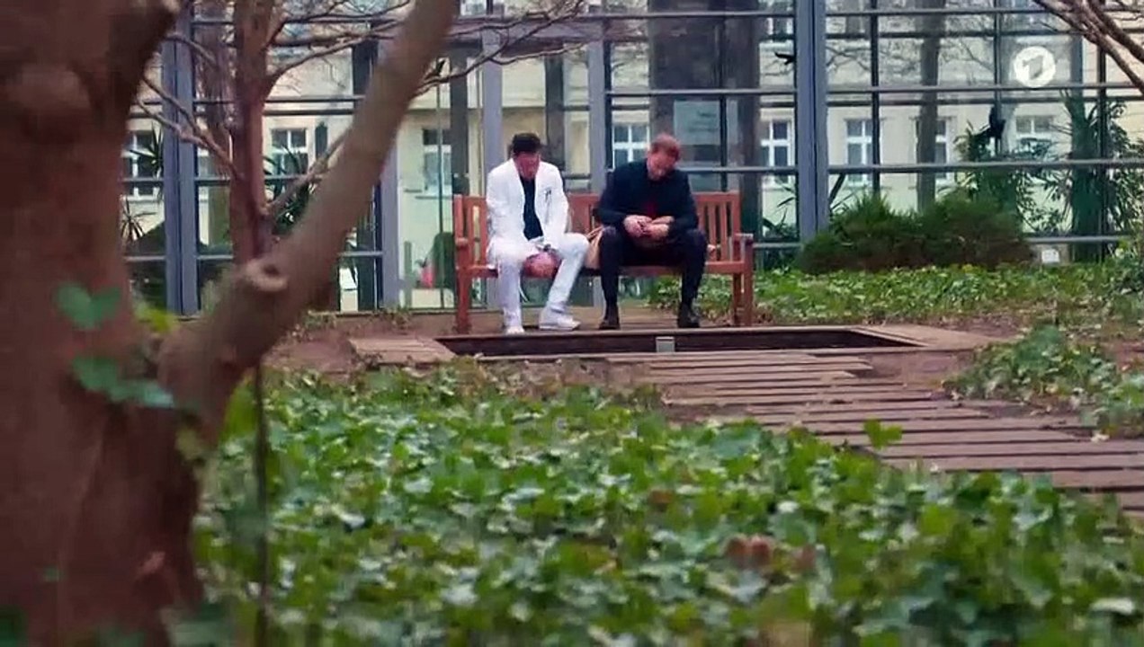 Albtraum (893) - In aller Freundschaft