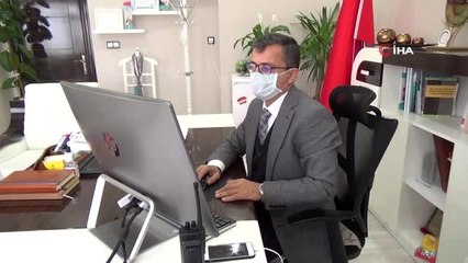 Korona virüsü yenen Siirt Sağlık Müdürü Ömür görevine başladı