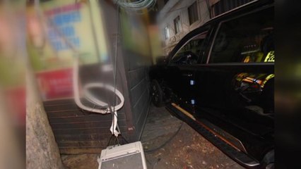 서울 종로서 SUV 차량 인도 돌진...4명 다쳐 / YTN