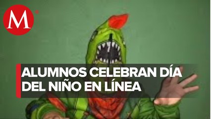 Maestra pide a sus alumnos disfrazarse para tomar clases en línea en Nuevo León