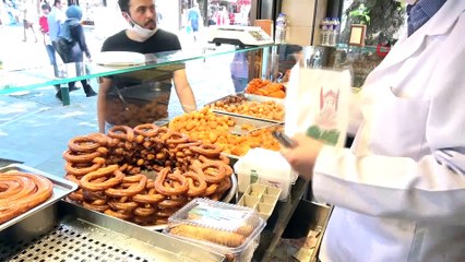 Korona virüs Ramazan'da tatlı satışlarını da vurdu