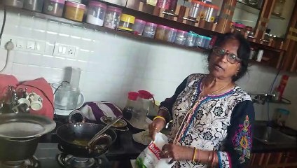 Bihari Family Enjoying Somosa party in lockdown home made somosa from my mummy. Vlog no 8
