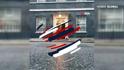 Boris Johnson'dan sağlık çalışanlarına alkışlı destek