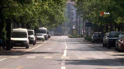Kocaeli'de boş kalan sokaklar kuş sesleri ile yankılandı