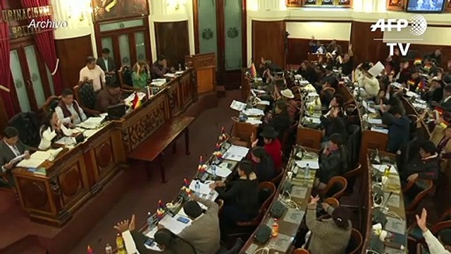 Congreso de Bolivia promulga ley para llamar a elecciones, ante negativa de Áñez