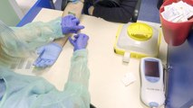 Las muertes por coronavirus en España registran un leve aumento