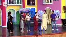 Iftikhar Thakur ke 100 Roop with Nasir Chinyoti & Zafri Khan Full Comedy Clip 2020
