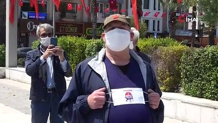 Çanakkale’de sosyal mesafeli 1 Mayıs kutlaması