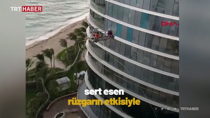 ABD'de metrelerce yükseklikte tehlikeli anlar