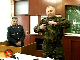 24. Разборка-сборка ПМ с патронами