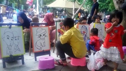 Kreasi Seni Lukis dari Stereofoam