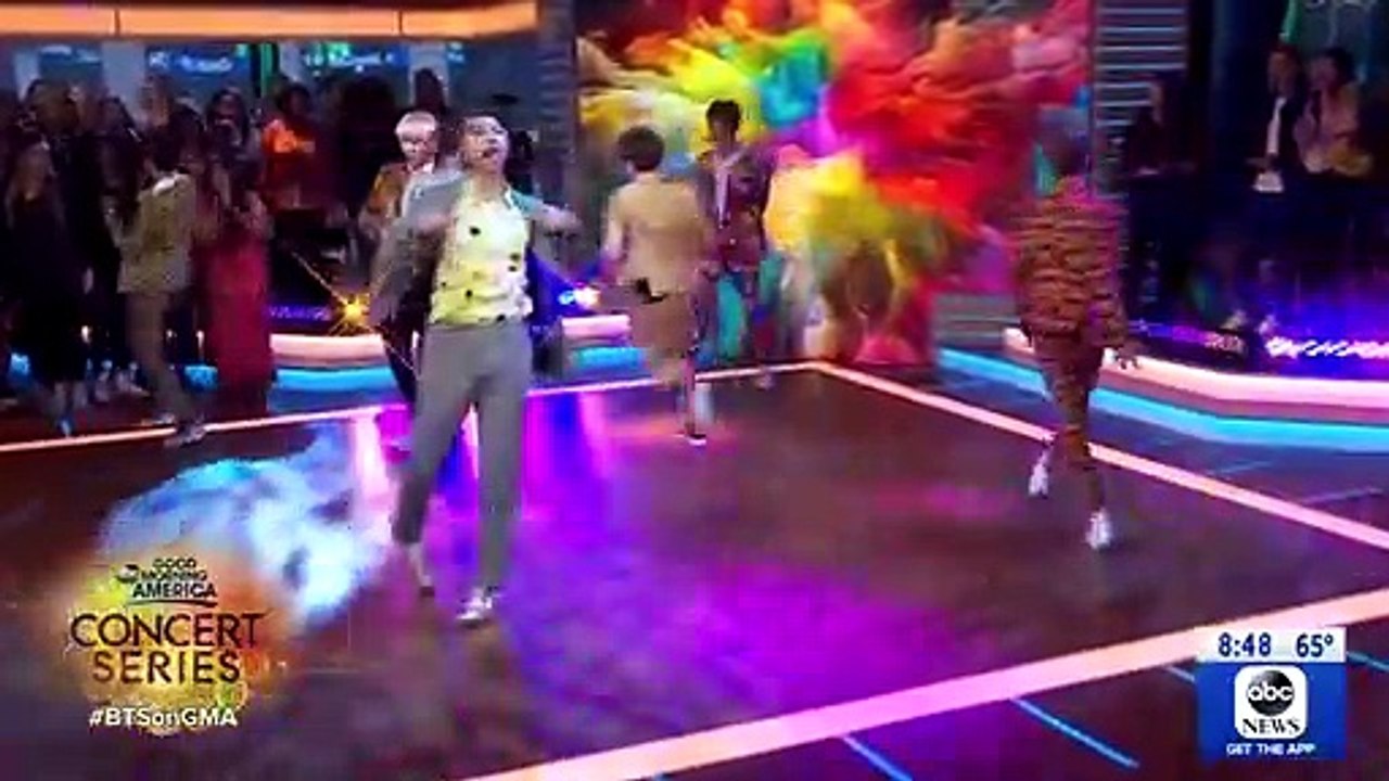 BTS Performs  Idol  Live (GMA)
