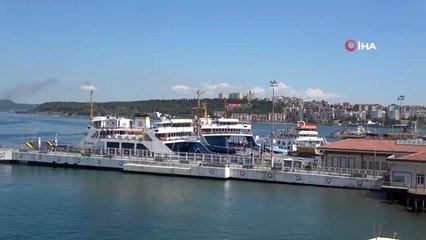 Gemi düdükleri denizciler için çaldı