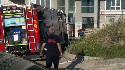 İzmir’de iftar saatinde korkutan yangın...10 katlı bina boşaltıldı