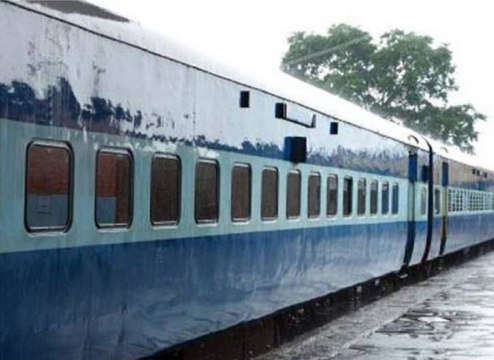 WATCH: Details of 6 special trains for migrants