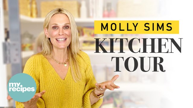 We Got An Exclusive Tour of Molly Sims' Amazing Kitchen Take a Look!