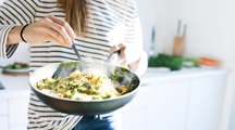 7 Super-Smart Tips for Shopping, Meal Prepping, and Cooking for One