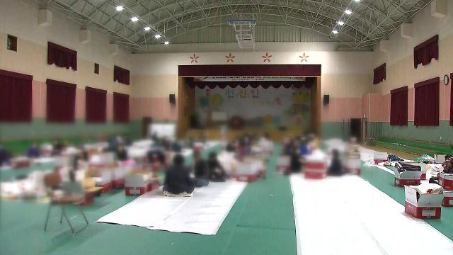 대피 주민 큰불 잡혔다는 소식에 안도...주민 · 군인 2천200여 명 대피 / YTN