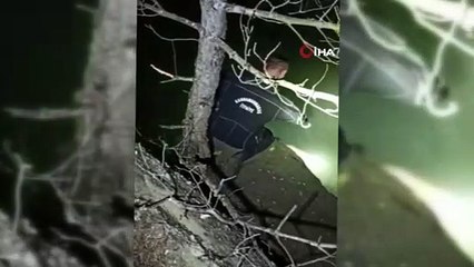 Balık tutmak için girdiği suda boğuldu