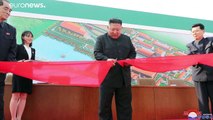 El líder norcoreano inaugura una planta química en Sunchon tras los rumores sobre su salud