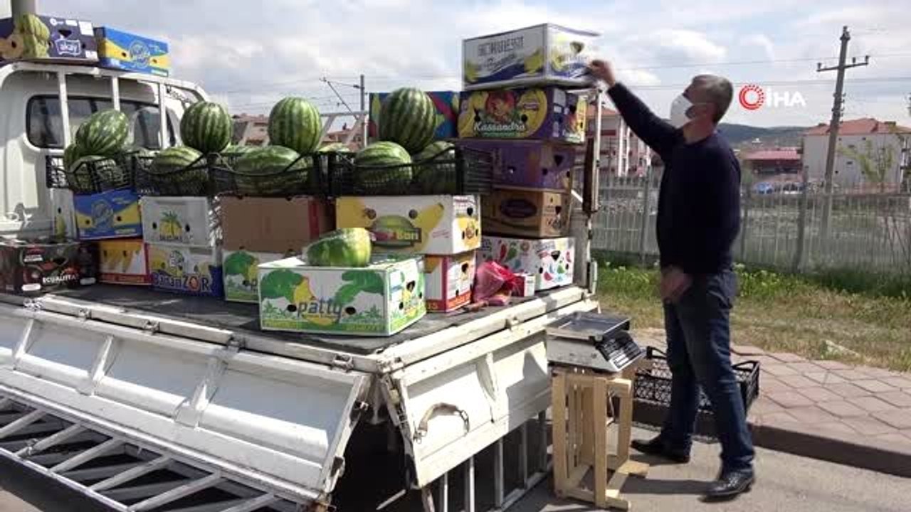 Karpuzun kilosu 6 lira olunca dilim dilim satılıyor