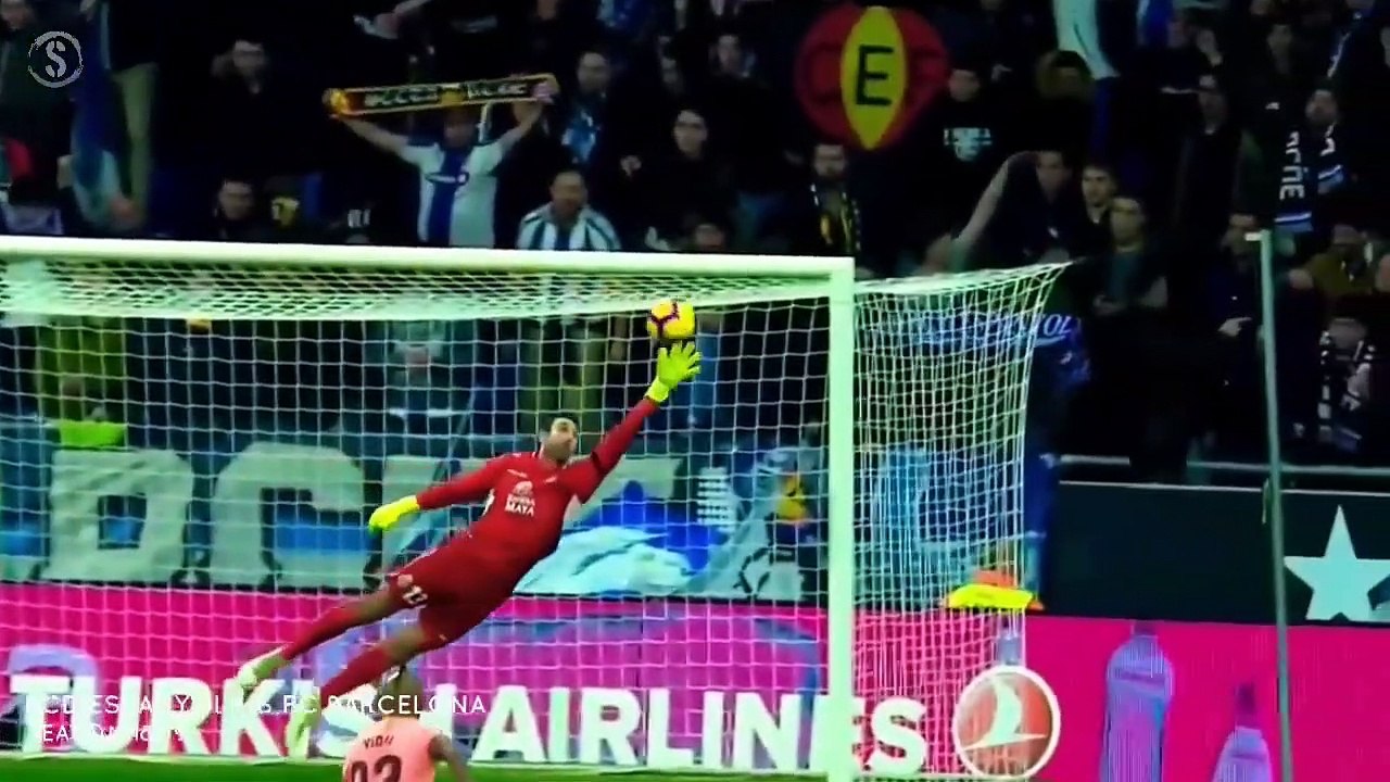MESSI MAKES AN ASSIST AGAINST REAL MADRID WITHOUT ONE SHOE