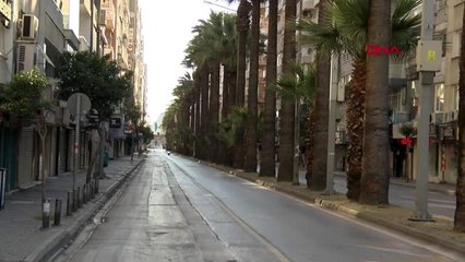 İZMİR Kısıtlamanın ikinci gününde İzmir'deki sessizlik sürüyor