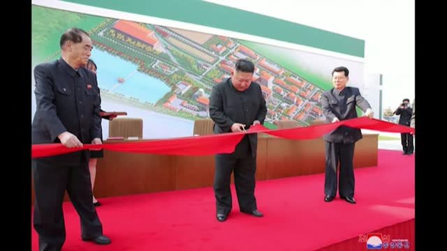 Kim Jong Un reaparece tras tres semanas de especulaciones sobre su salud