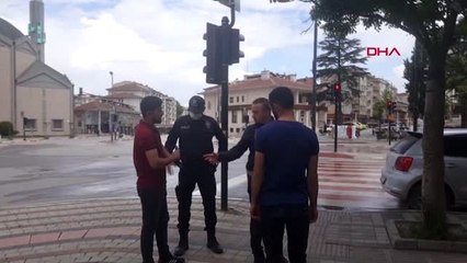 BURSA Dışarı çıkan kardeşlere para cezası