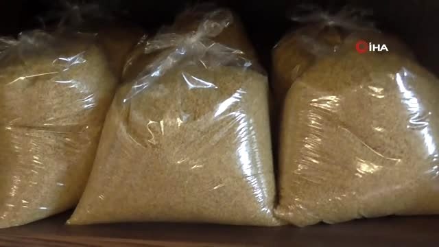 Hayır çarşısı, ihtiyaç sahiplerine yardım ulaştırıyor