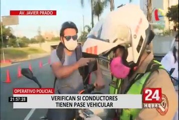 Operativo policial, verifican si conductores tienen pase vehicular