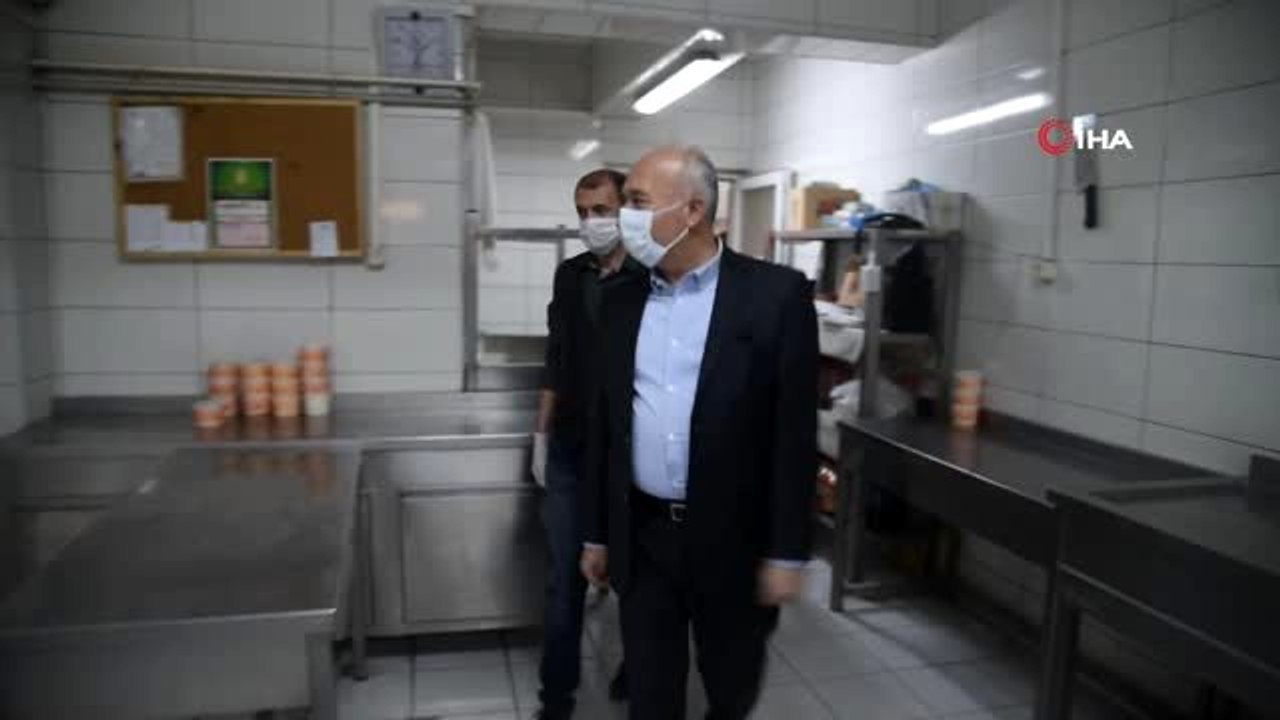 Dursunbey'de evlere iftar servisi